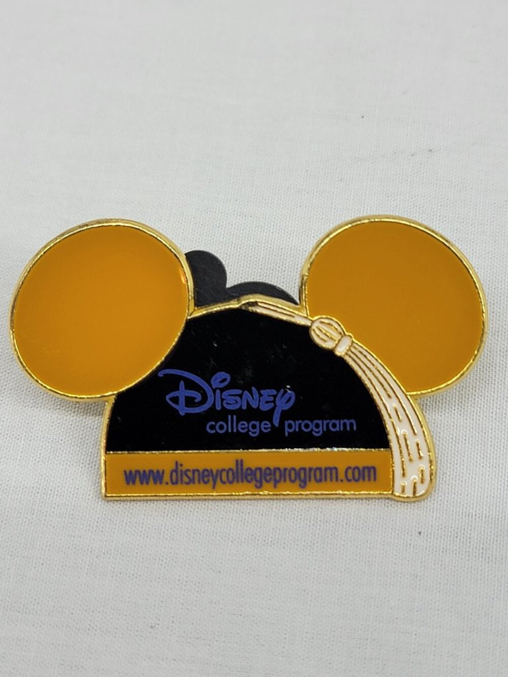 Disney Pin Trading ~ Disney College Program ~ Grad. Ear Black/White Tassel~2008